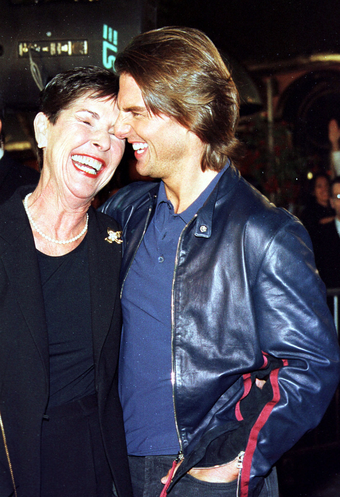 who is tom cruise's mother