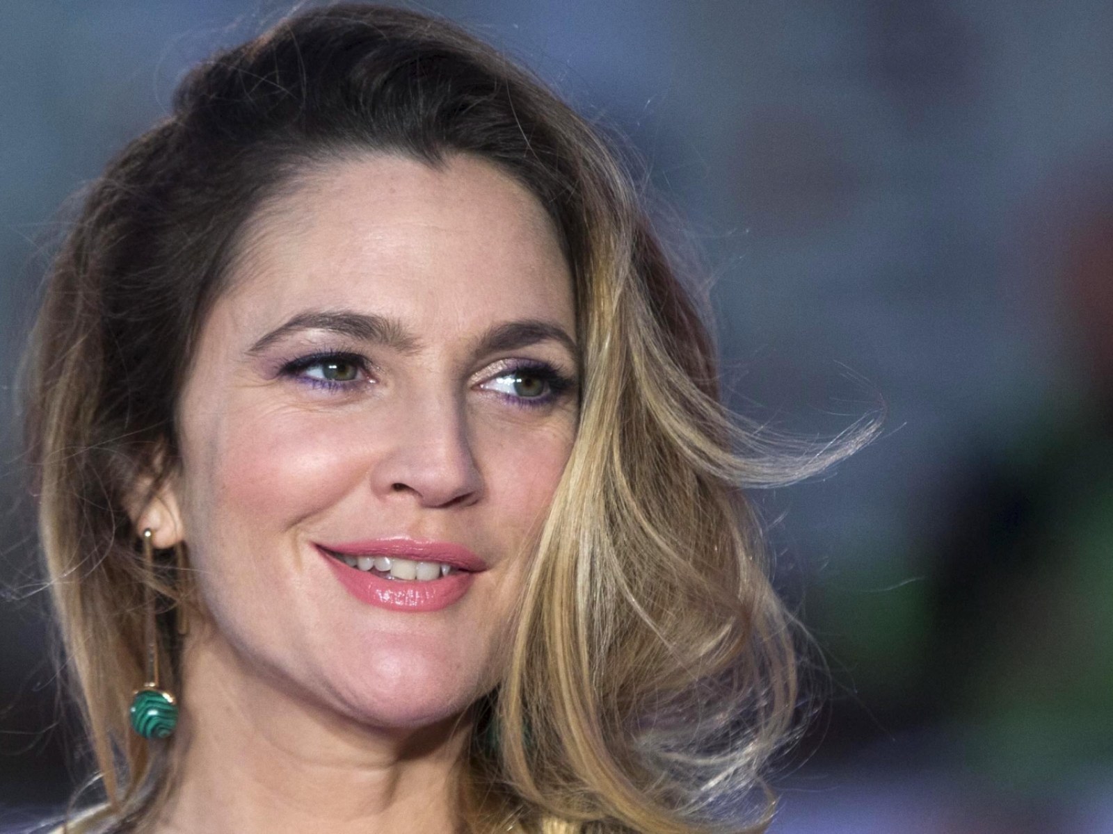 Drew Barrymore warns paparazzi not to mess with her kids, breaks down during interview