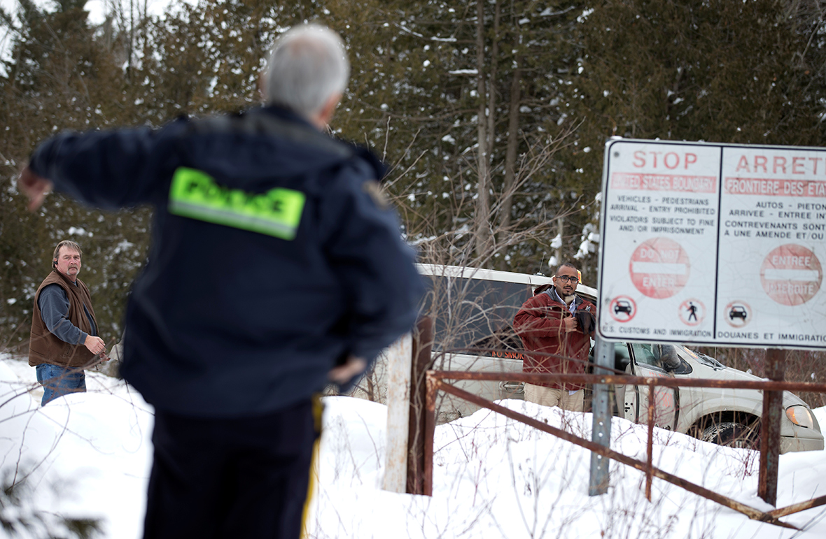 migrants US Canada