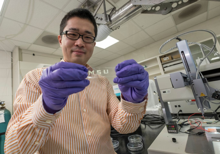 Stretchable smart tablet