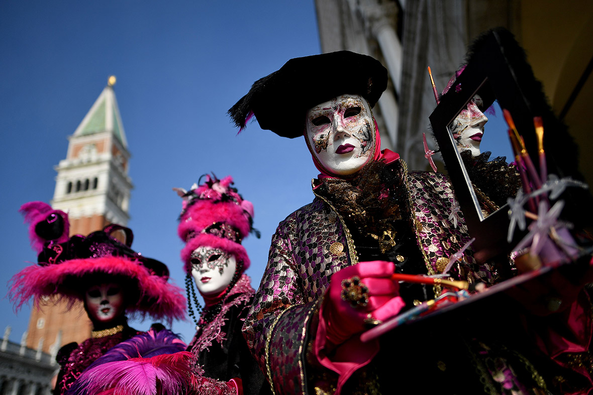 Venice carnival 2017 best costumes