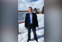 Canadian MP issues appeal after surge of asylum seekers crossing from United States Canadian MP issues appeal after surge of asylum seekers crossing from United States
