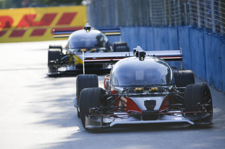 RoboRace shows off driverless cars at FormulaE