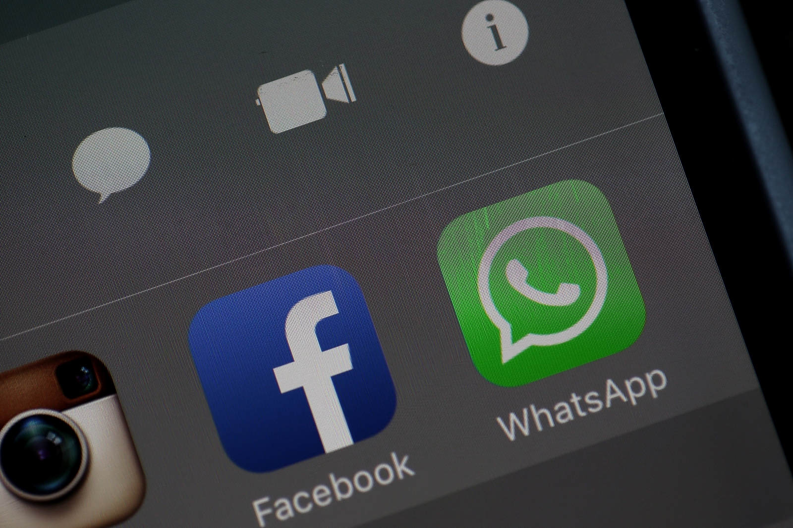 WhatsApp rolling out Status, an encrypted version of ...