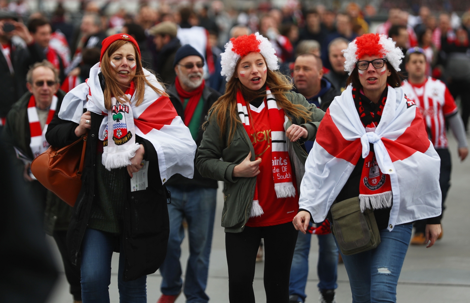 Manchester United 0-0 Southampton: EFL Cup final - LIVE
