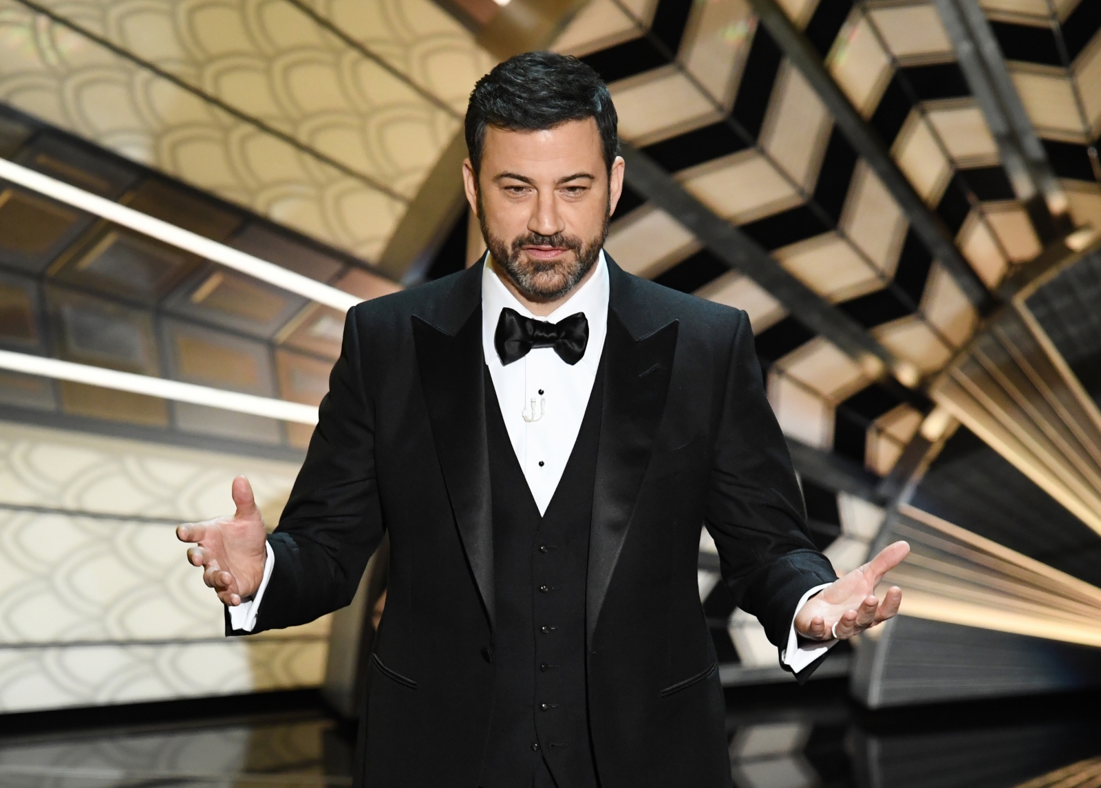 Jimmy Kimmel savagely trolls Matt Damon at the Oscars and it's the best