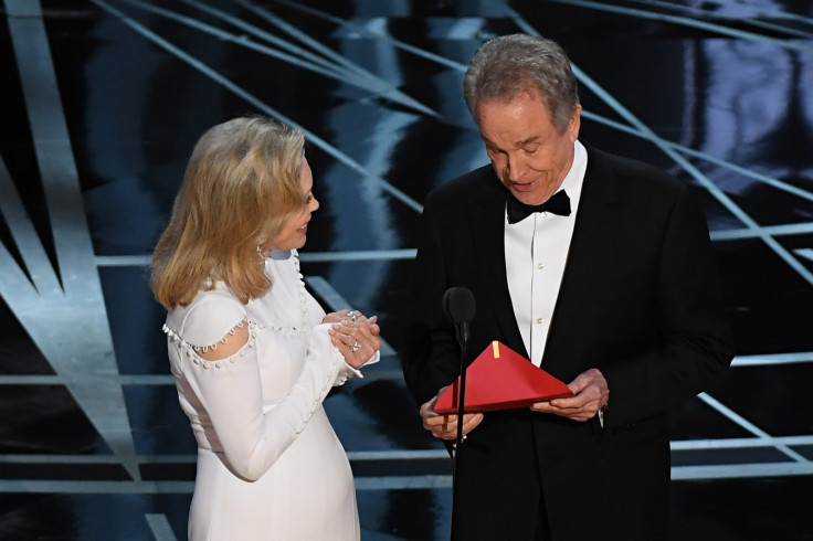 Oscars 2017: Faye Dunaway and Warren Beatty