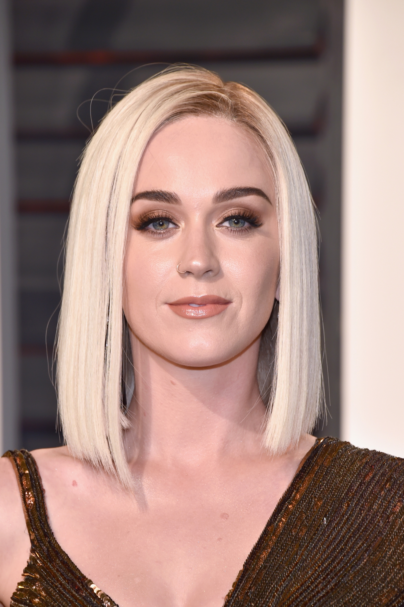 Katy Perry gleams as she makes important announcement in new video ...