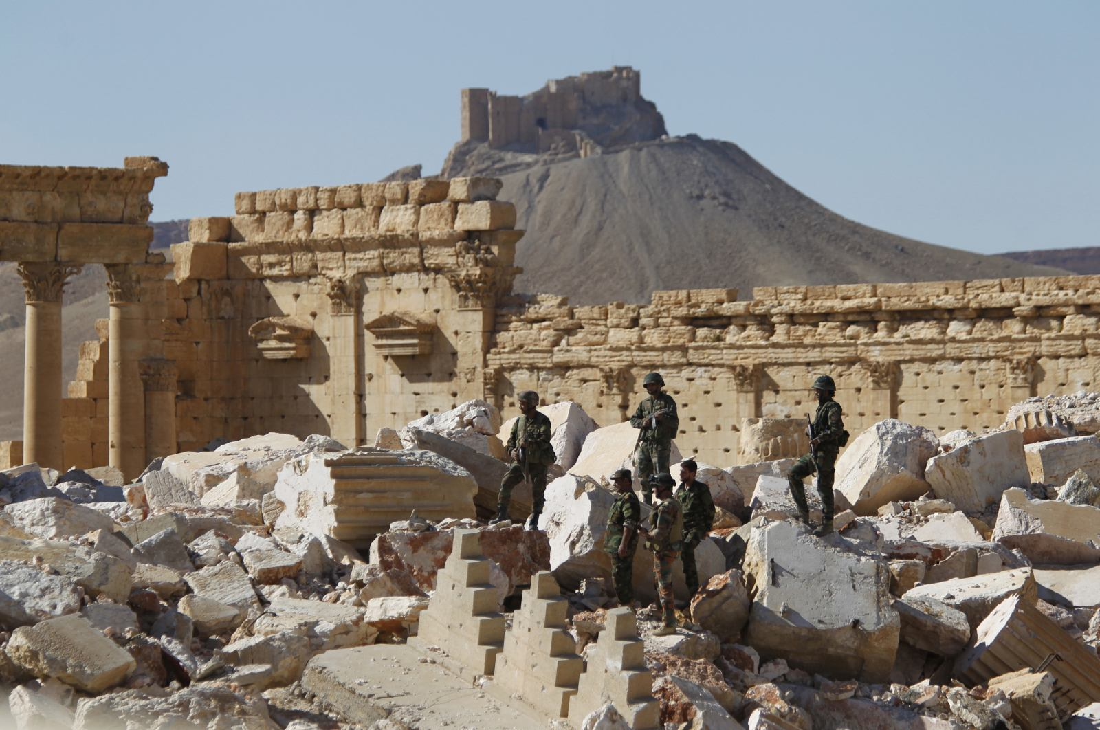 Pro-Assad Forces Retake Palmyra For Second Time Discover Ancient City ...