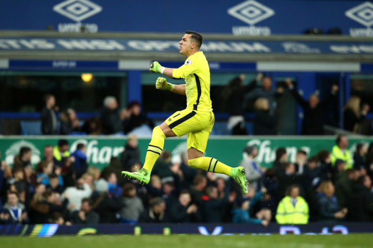 Joel Robles