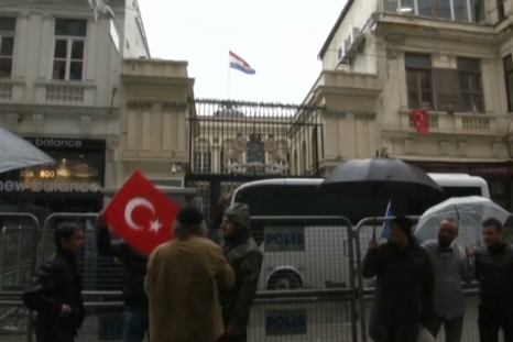 Man replaces Istanbul Dutch consulate's flag with Turkey's amid rising tensions