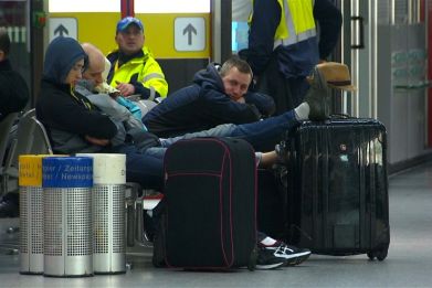 Passengers react to Berlin airport strike