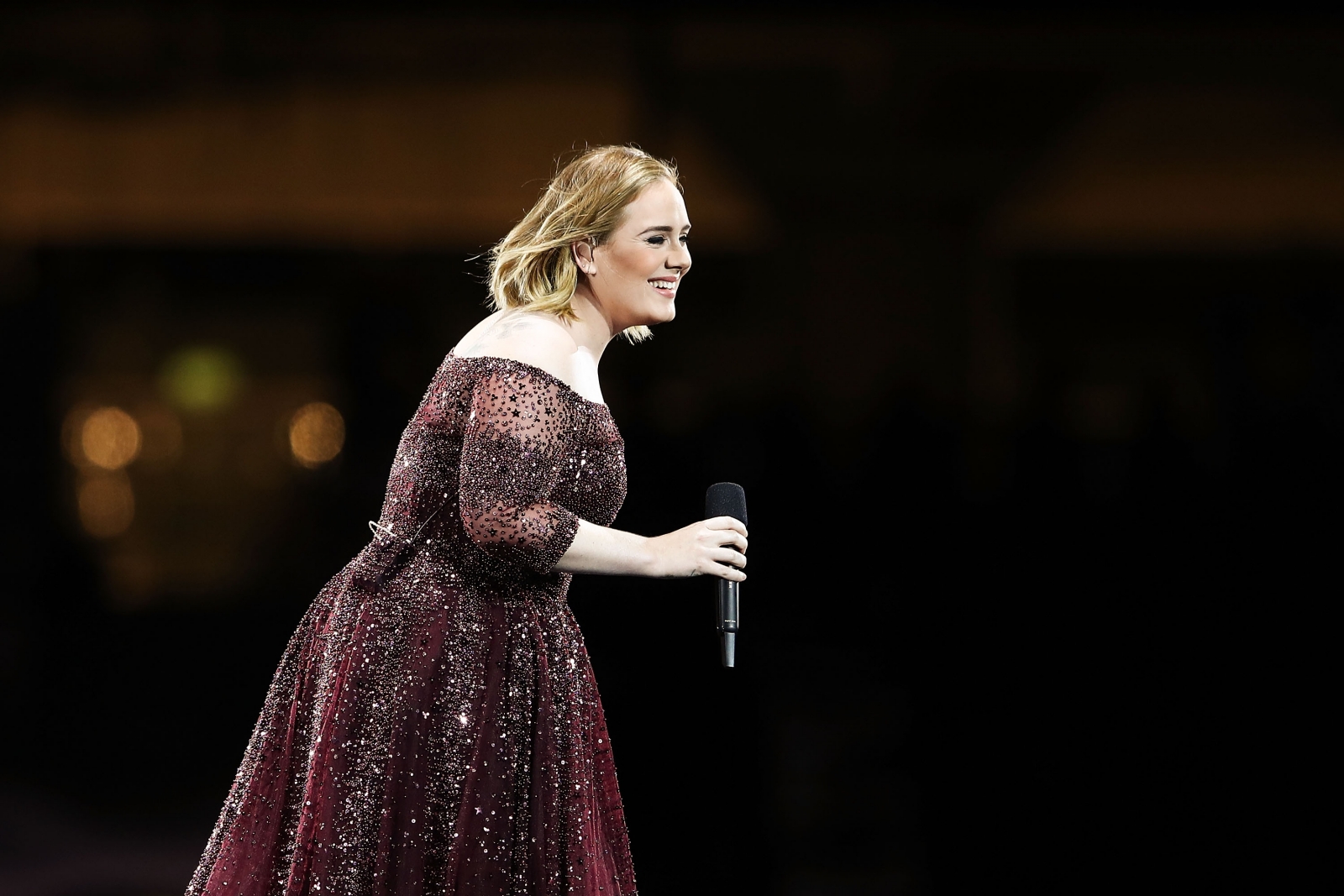 Adele's concert in Adelaide halted by power cut – so singer entertains fans with ...
