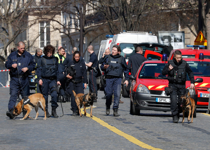 Paris letter bomb