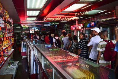 Customers queue for bread in Venezuelan capital