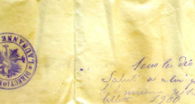 A note contained inside the capsule 