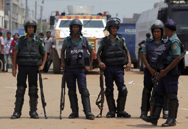 Bangladesh police raid