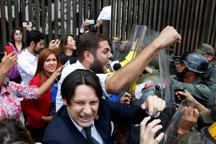 Venezuela Supreme Court protests 