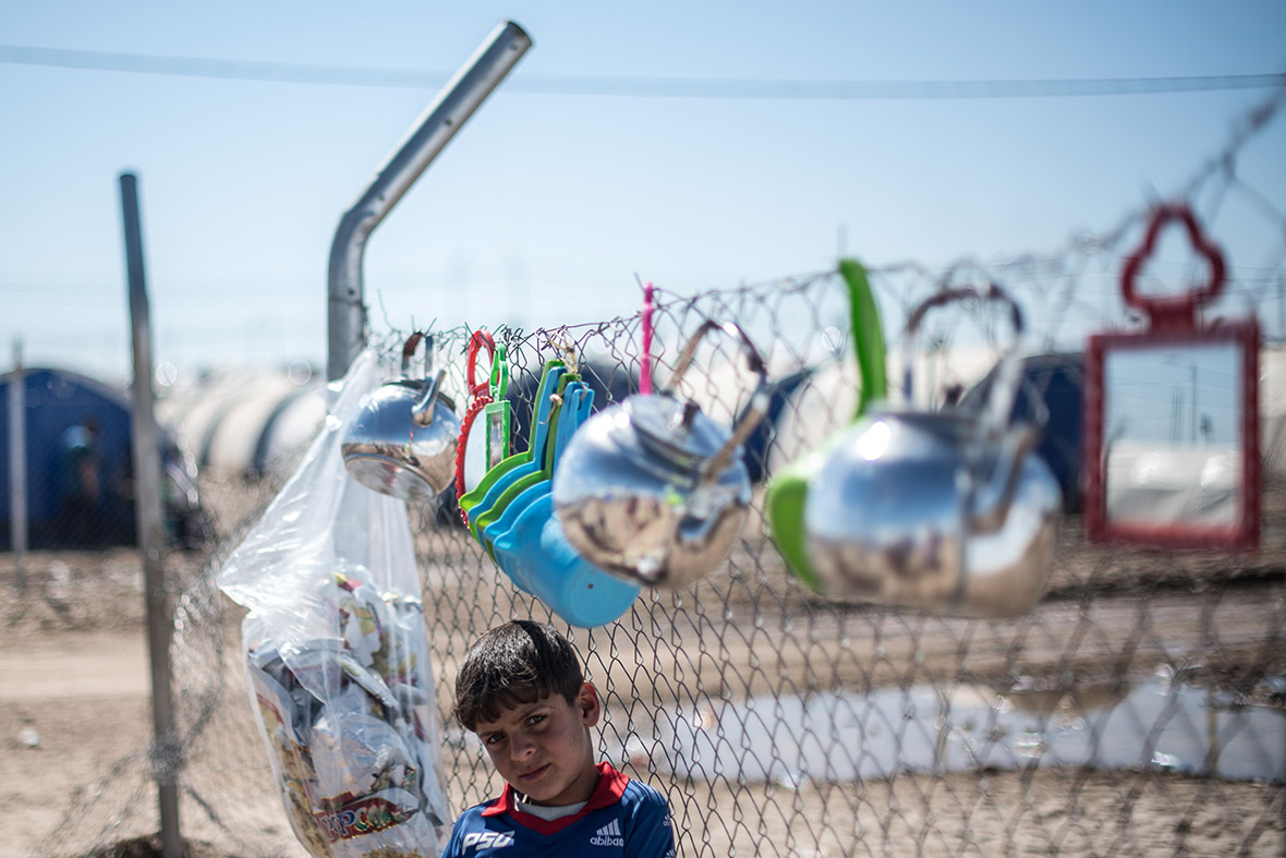 Mosul Hamam al-Alil refugee camp Carl Court