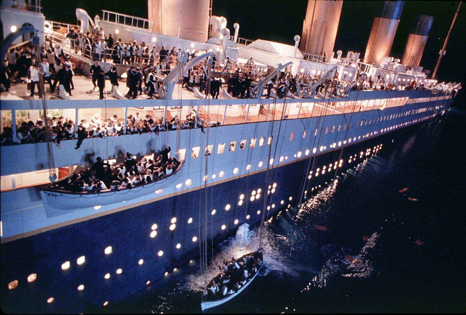 James Cameron prouve que Jack n’aurait pas pu survivre dans Titanic