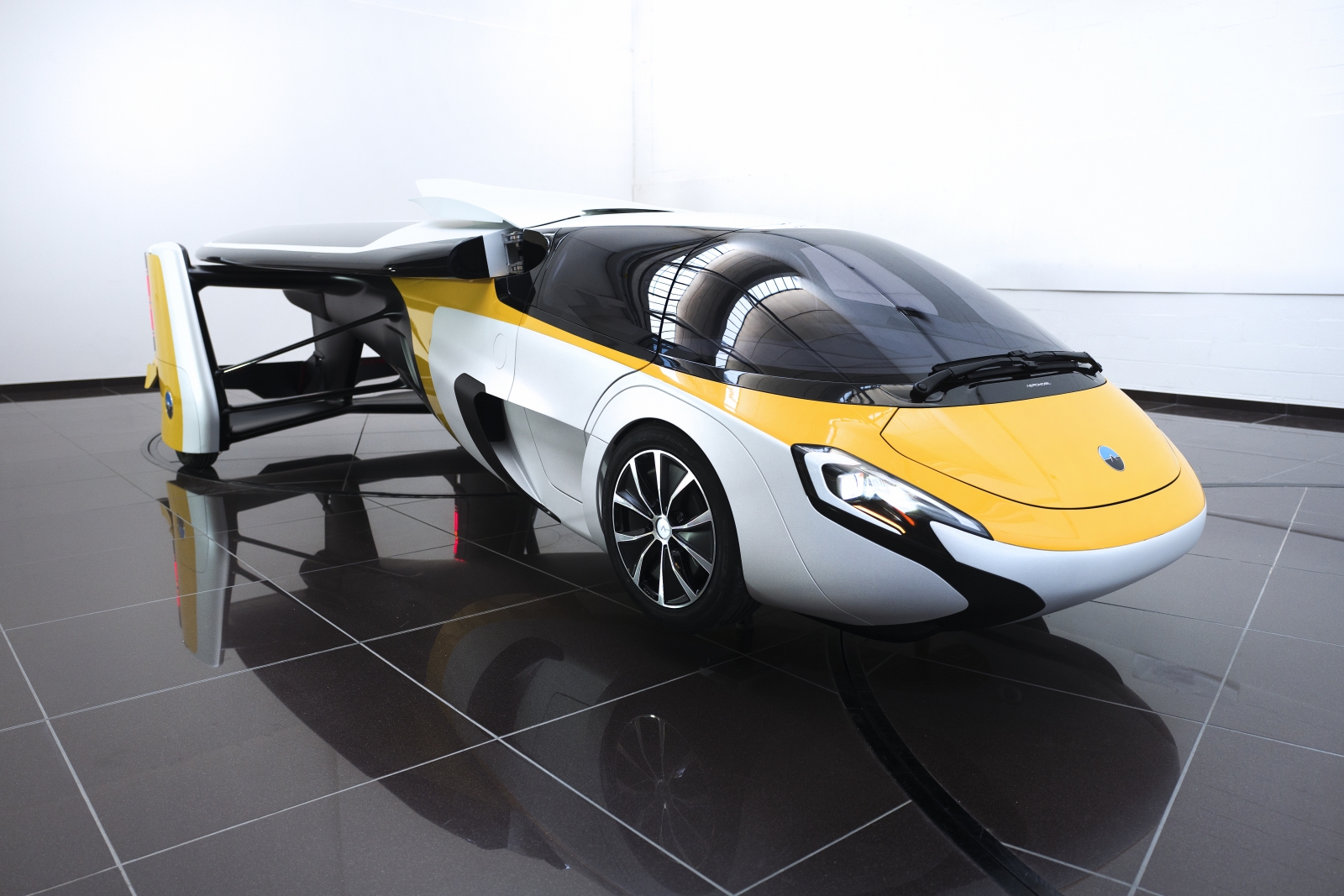 AeroMobil Flying car