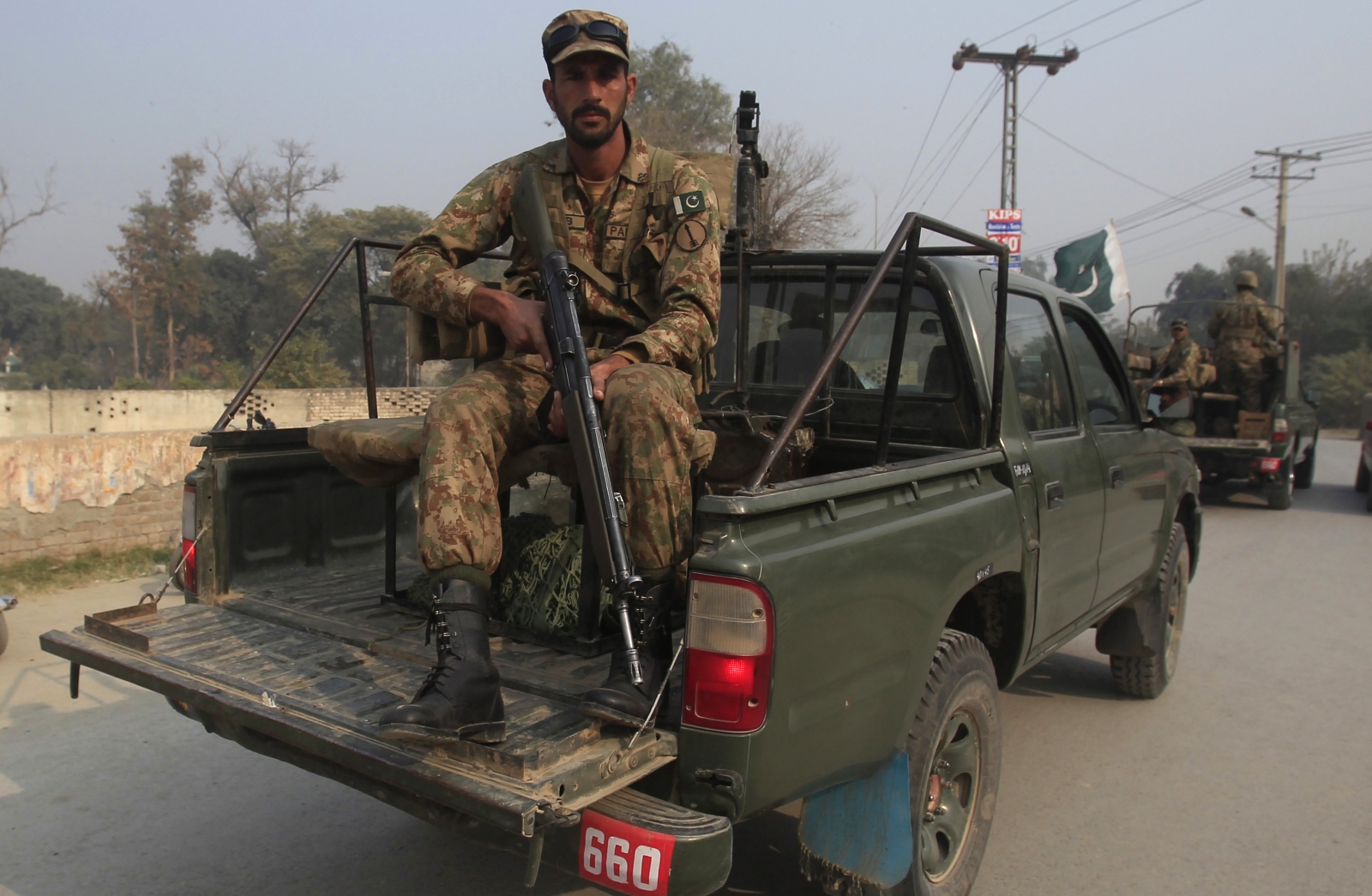 4 Suspected Militants Killed During Raid By Pakistani Paramilitary ...