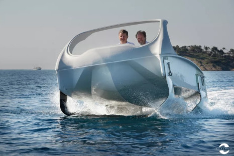 SeaBubbles prototype boat