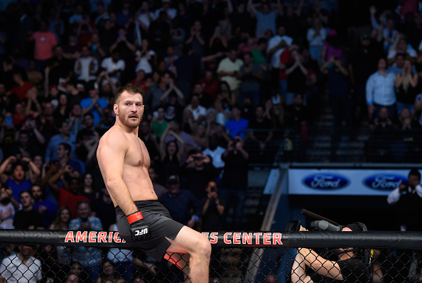 UFC 211 Results: Stipe Miocic Defeats Junior Dos Santos, Jedrzejczyk ...