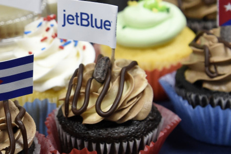 JetBlue cupcakes 