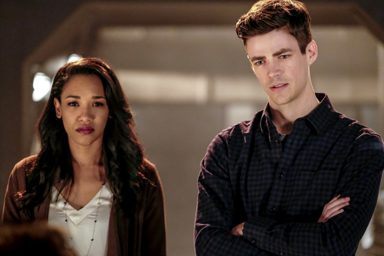 The Flash Season 3 Finale Promo And Synopsis Candice Patton Reacts To