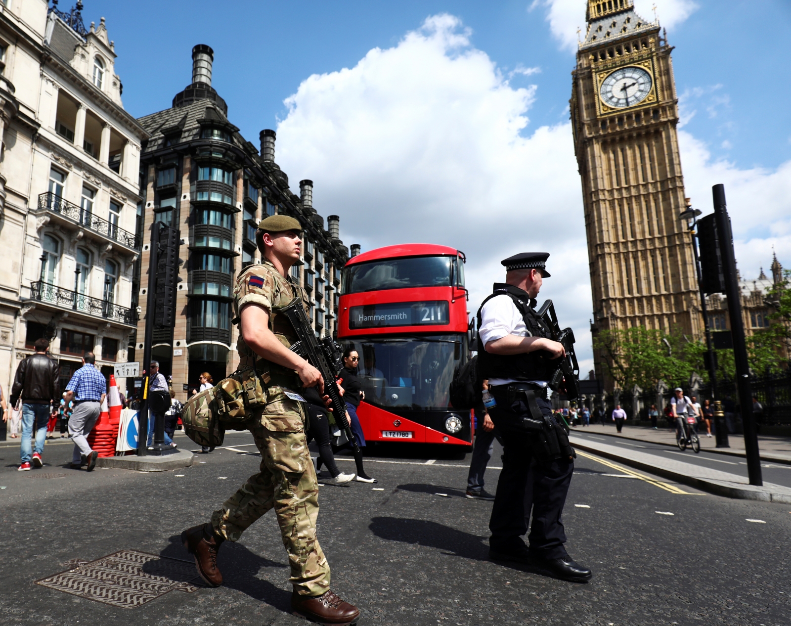 Soldiers streets Britain terror threat army