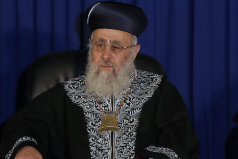 Israel chief rabbi and women