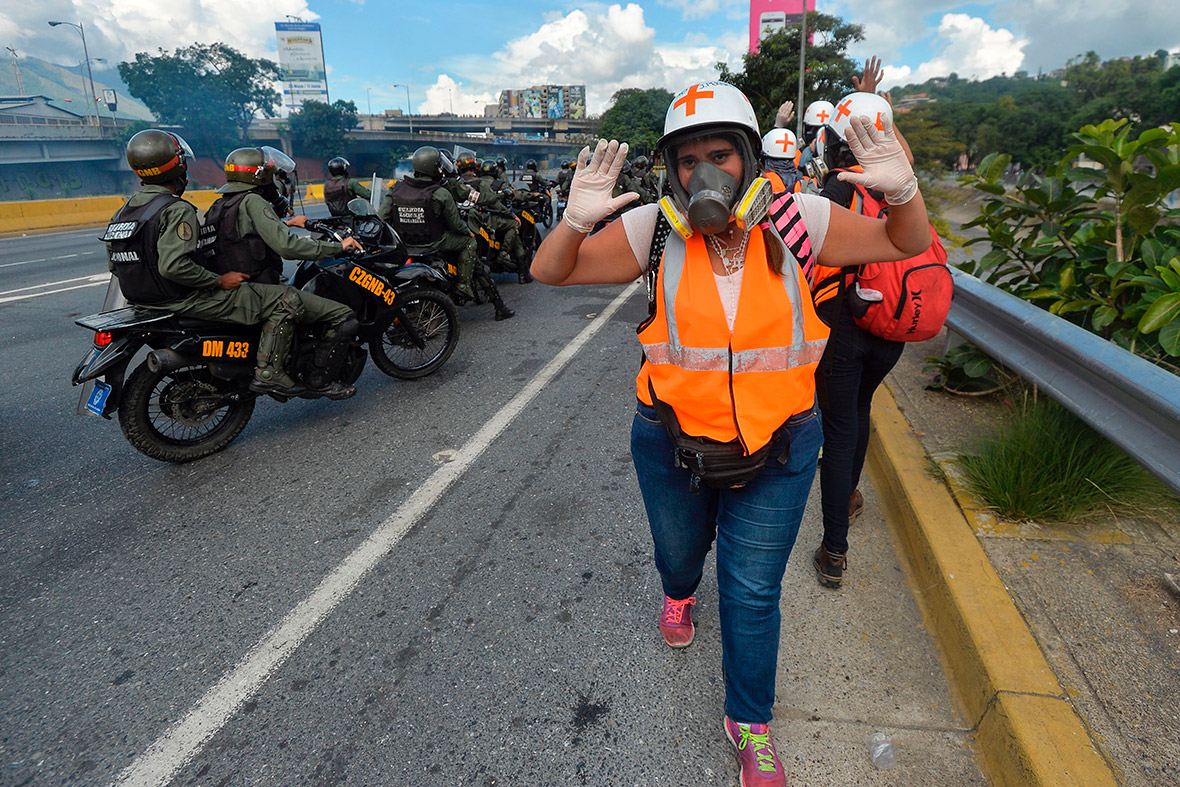 Venezuela protest volunteer medics