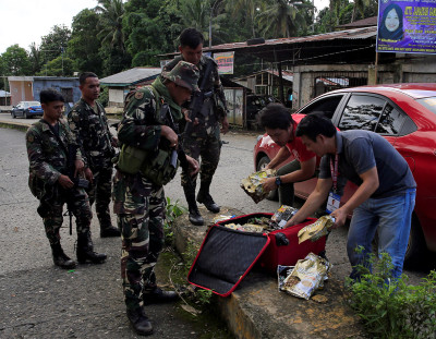 Marawi residents rescued