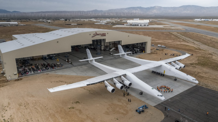 Stratolaunch airplane