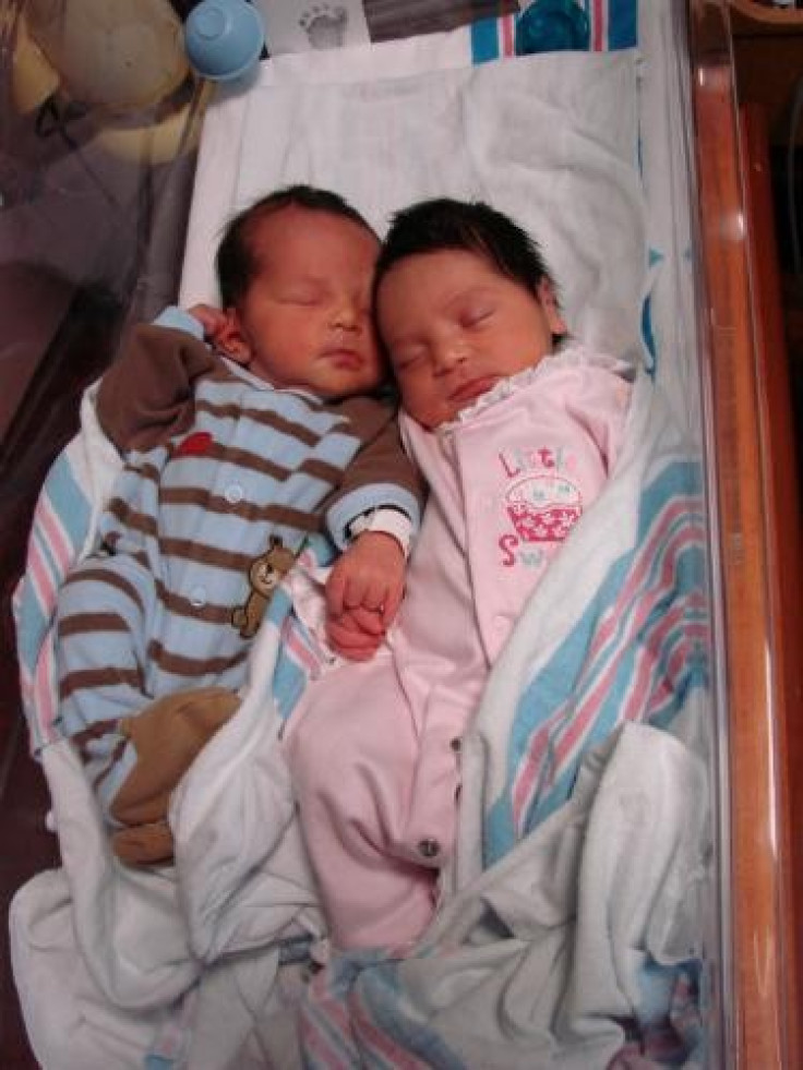 Babies born from double uterus