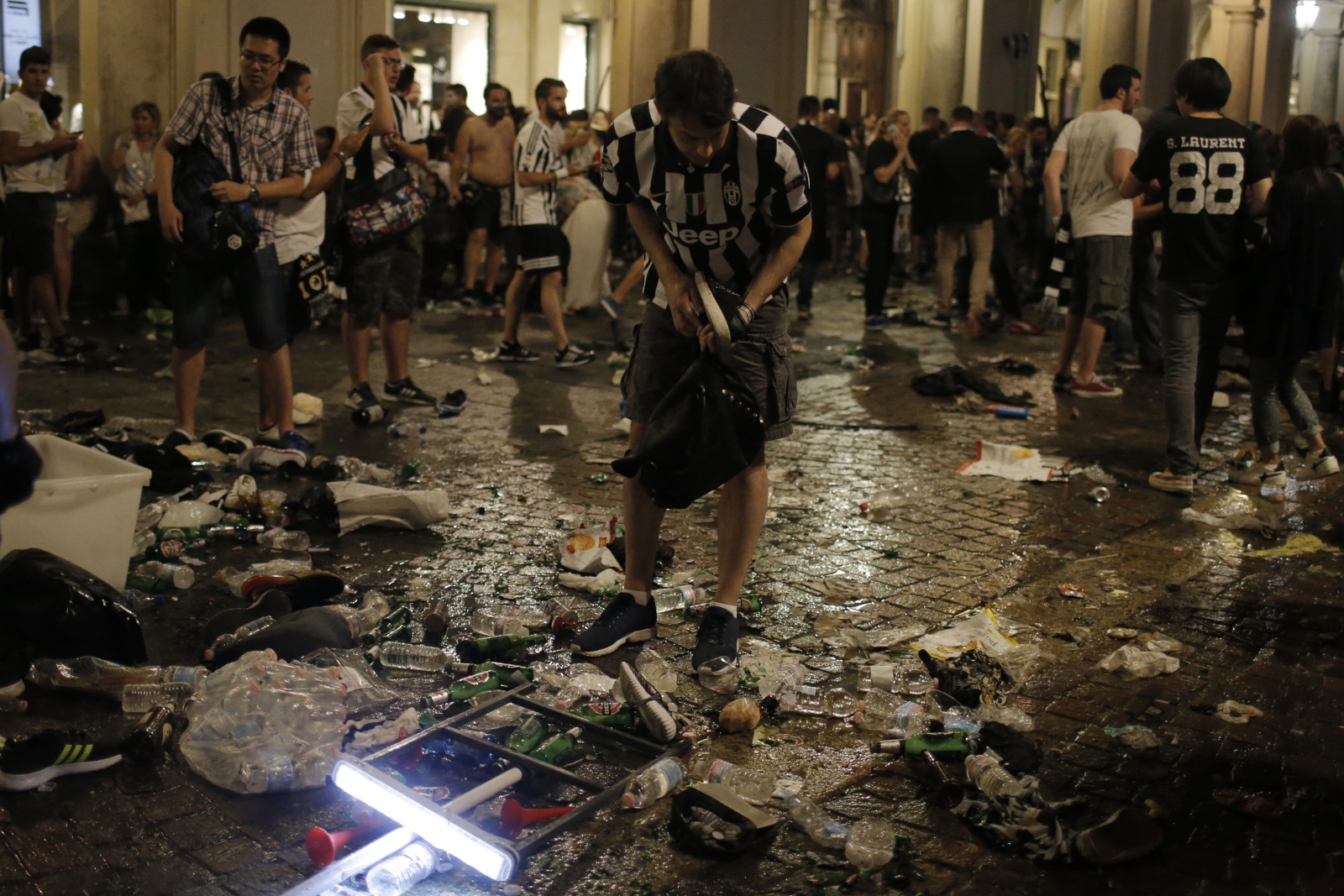 Hundreds of football fans injured during stampede in Italy's Turin after bomb scare
