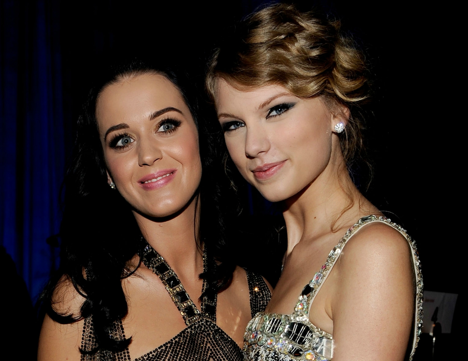 Katy Perry/Taylor Swift feud rumbles on as Bon Appetit singer accuses ...