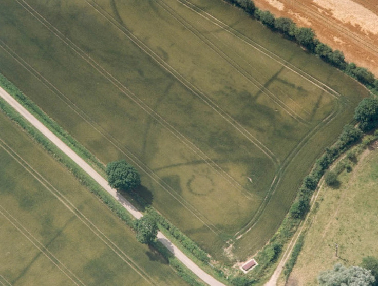 Avebury fire monument