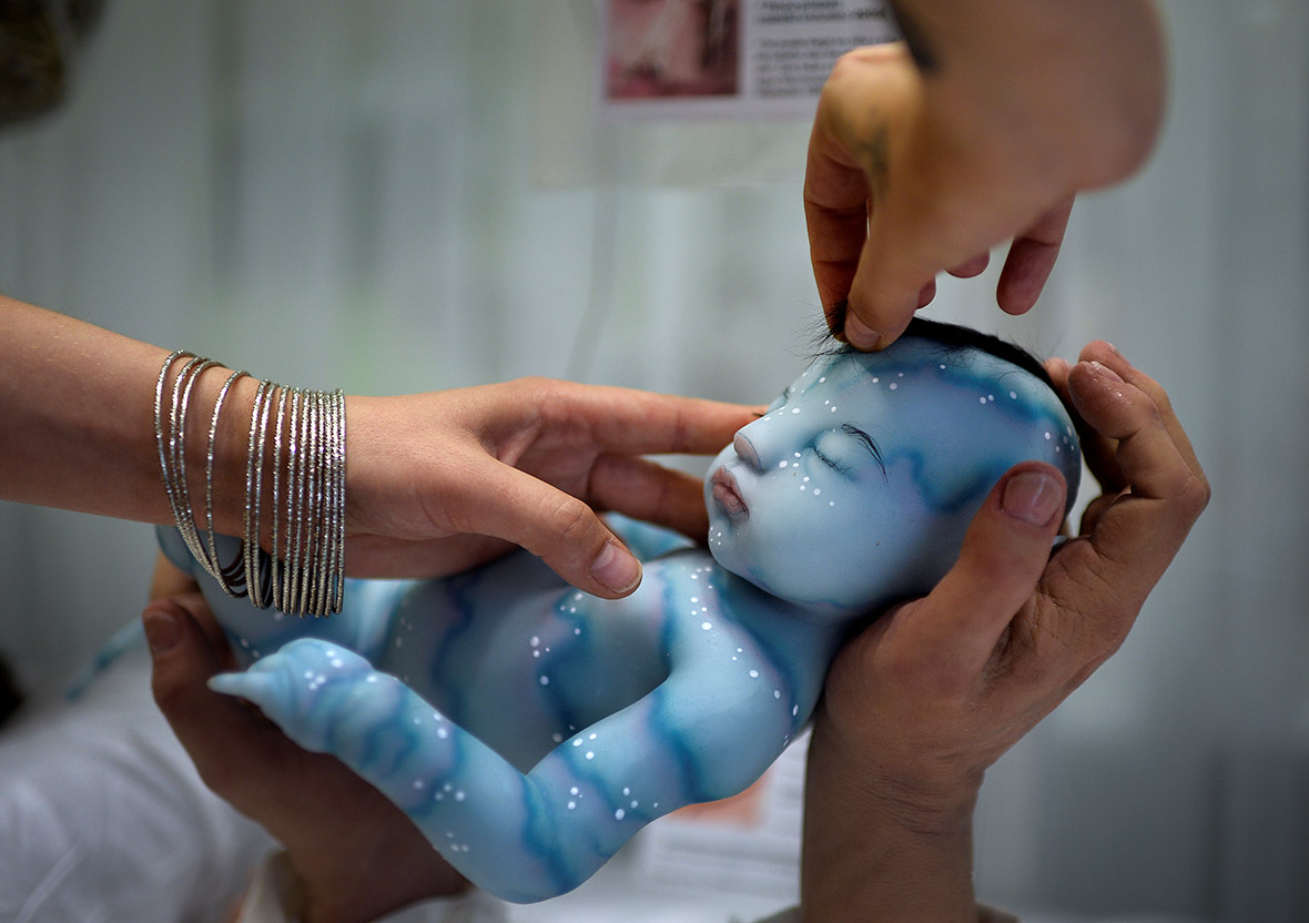 reborns hyper-realistic silicone baby dolls