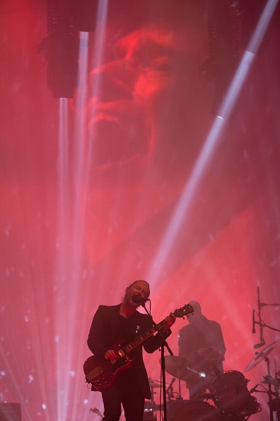 Radiohead Mesmerise Glastonbury Crowd With Career Spanning Set | IBTimes UK