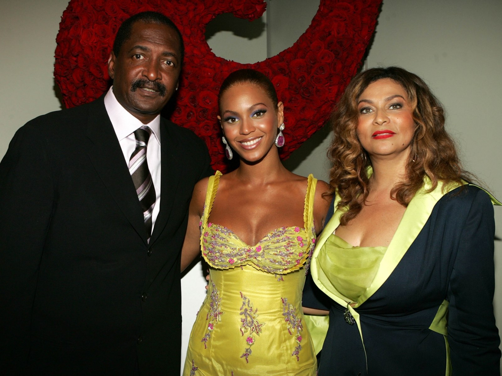 Beyoncé 'is only successful because she has light skin': Mathew Knowles sparks colourism debate | IBTimes UK