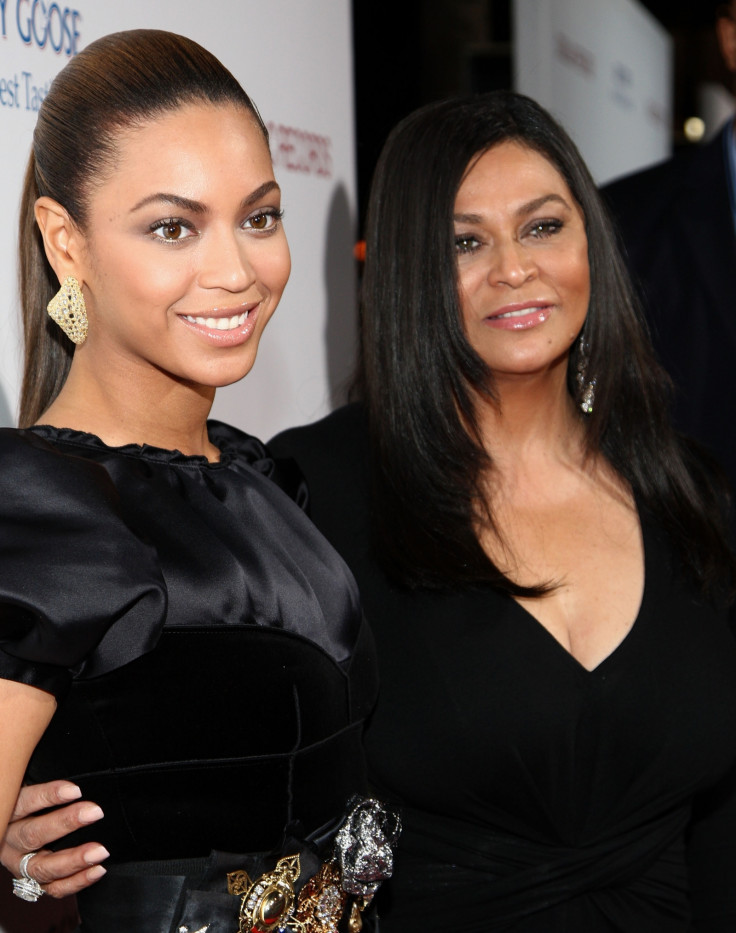  Beyonce and Tina Knowles 