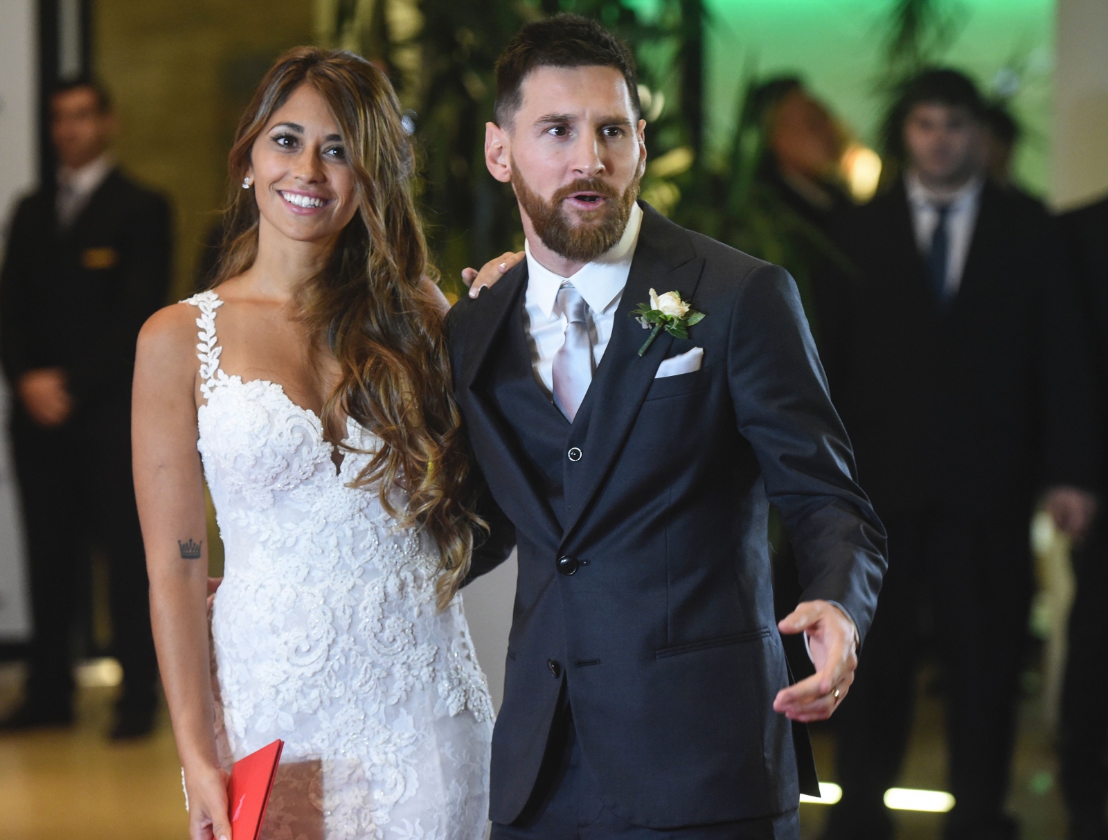 Lionel Messi marries childhood sweetheart Antonella Roccuzzo: See
