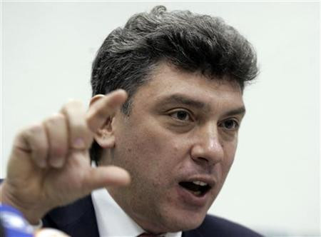 Boris Nemtsov, a leader of the anti-Kremlin, liberal Union of Right Forces party, speaks during a news conference