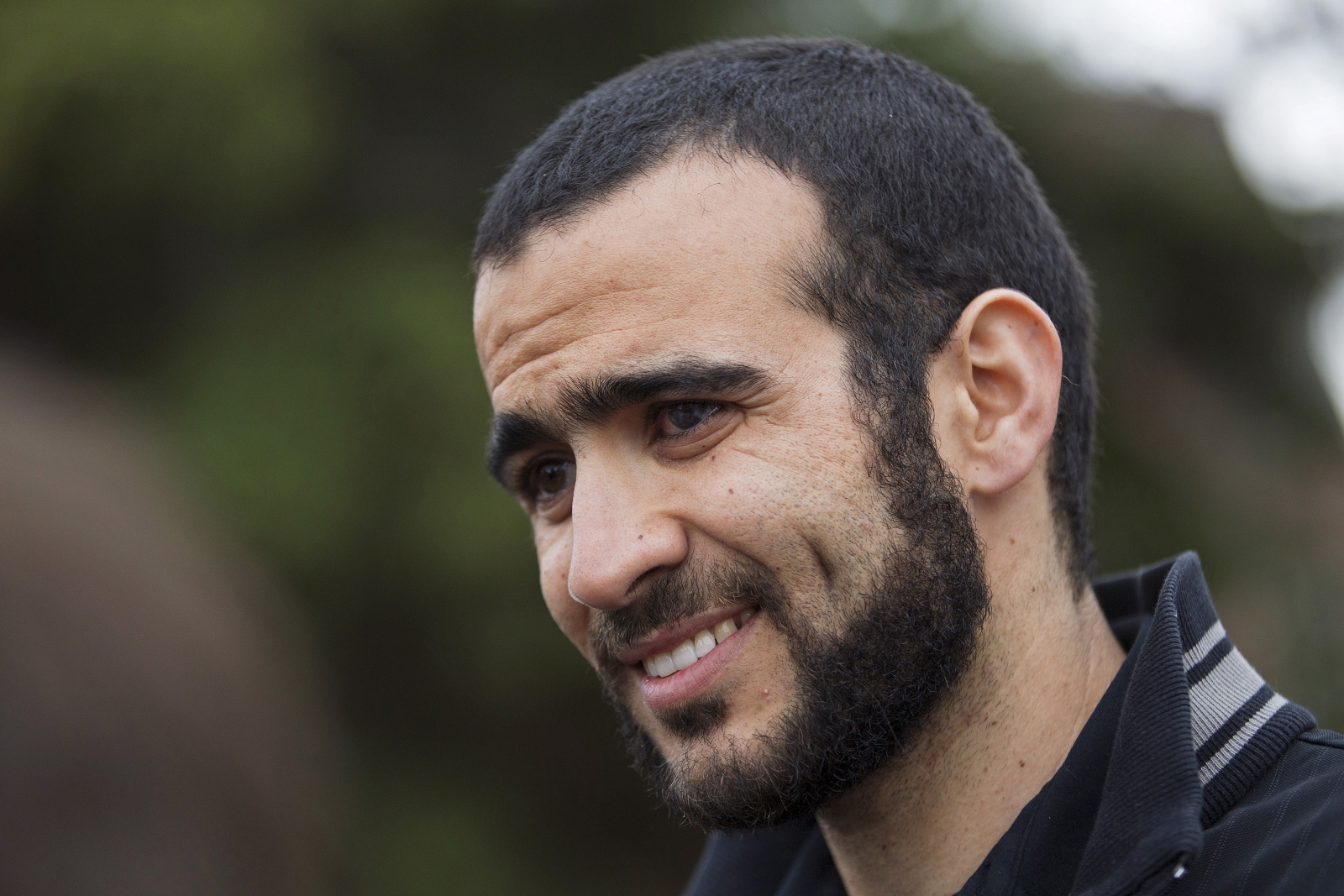 Omar Khadr to be offered apology, at least $10 million from Canada Omar Khadr to be offered apology, at least $10 million from Canada