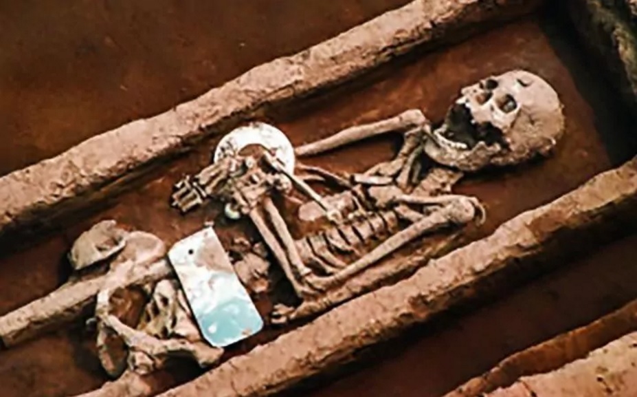 Remarkable 5,000-year-old 'graveyard Of Giants' Discovered In China ...