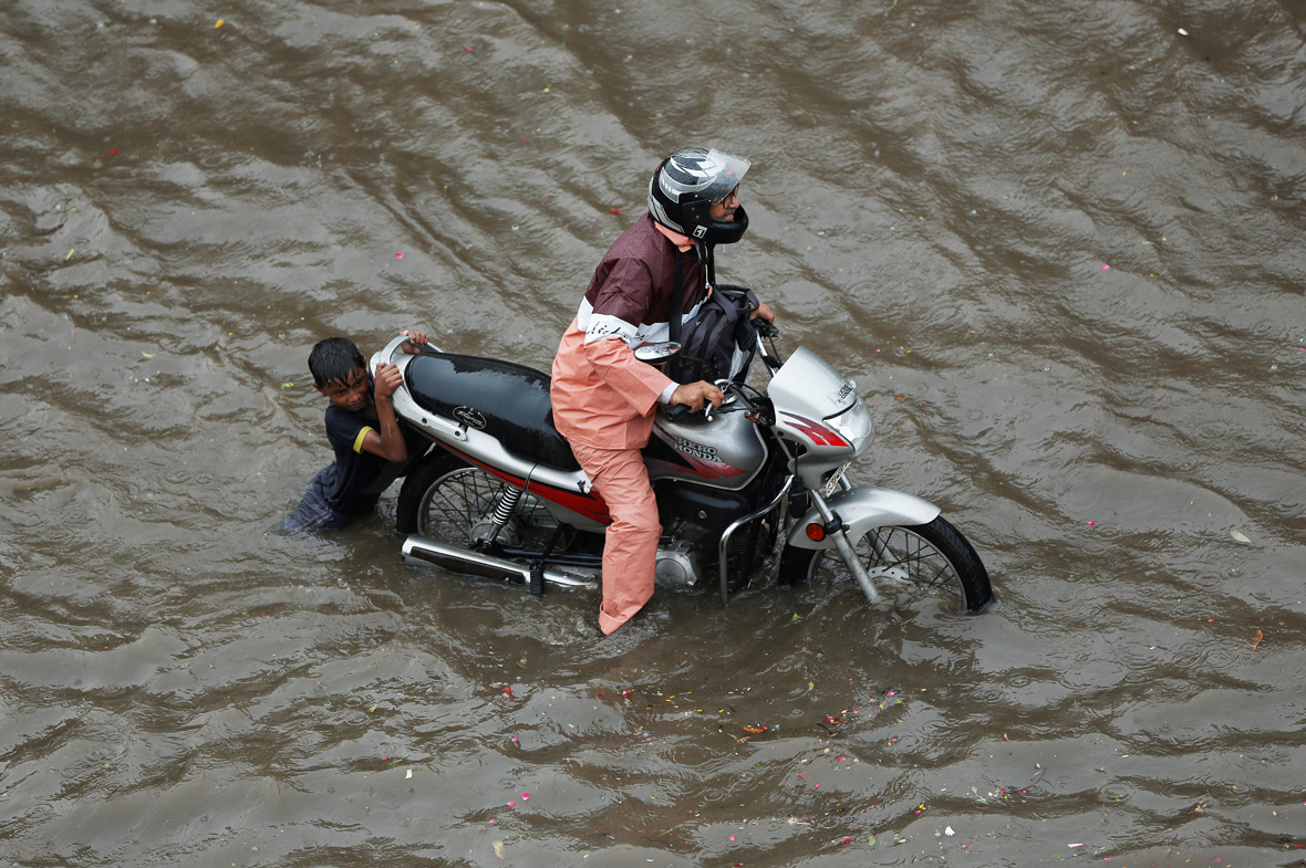 heavy rainfall in Ahmedabad, India