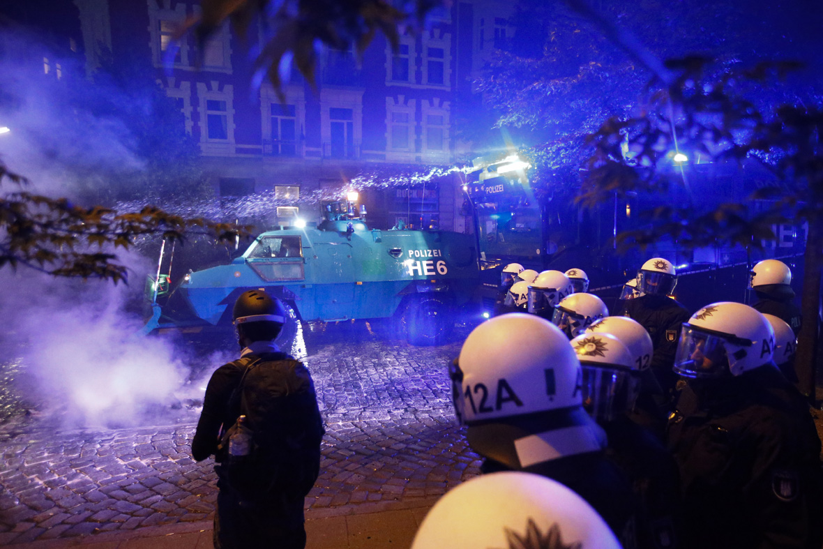 German riot police protesters g20 hamburg