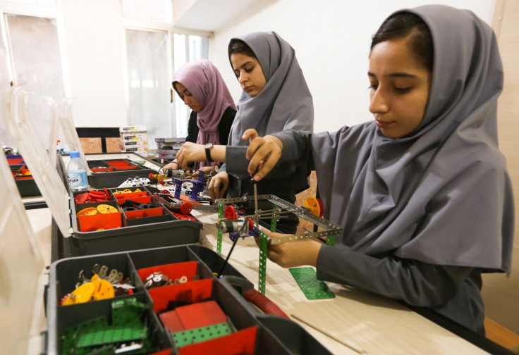 Afghan schoolgirls